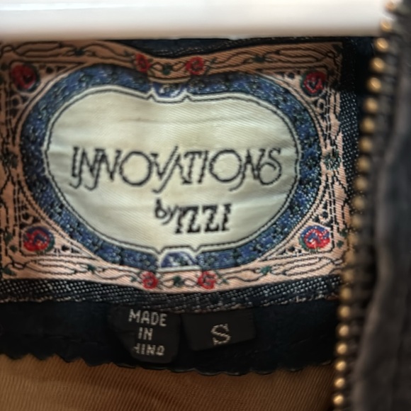 VTG Innovations by Izzy leather bomber jacket size small - Picture 3 of 9